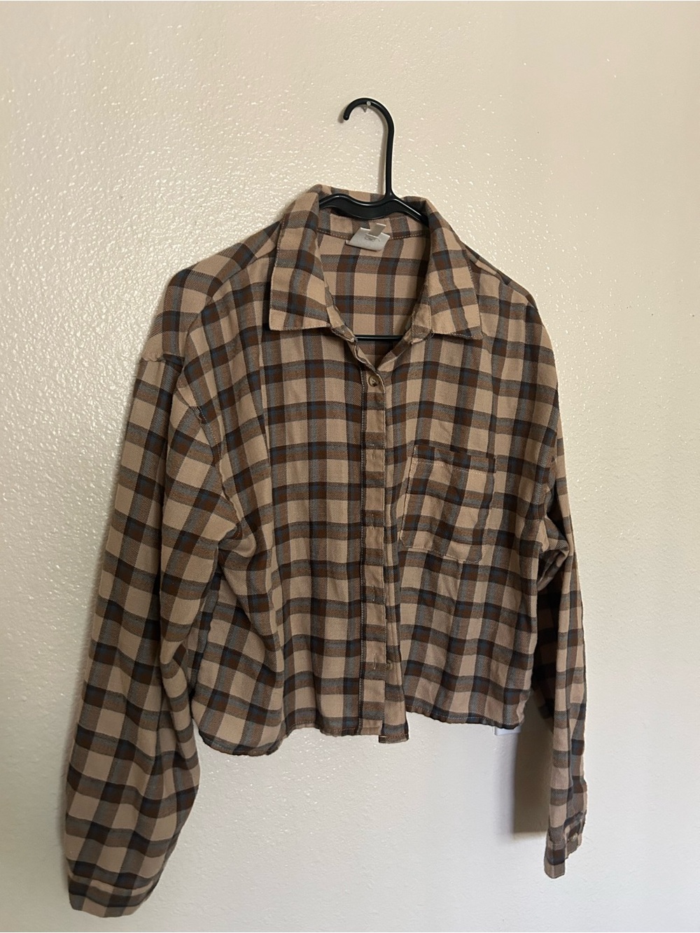 Self Esteem Cropped Plaid Button-Down Shirt in Beige and Brown